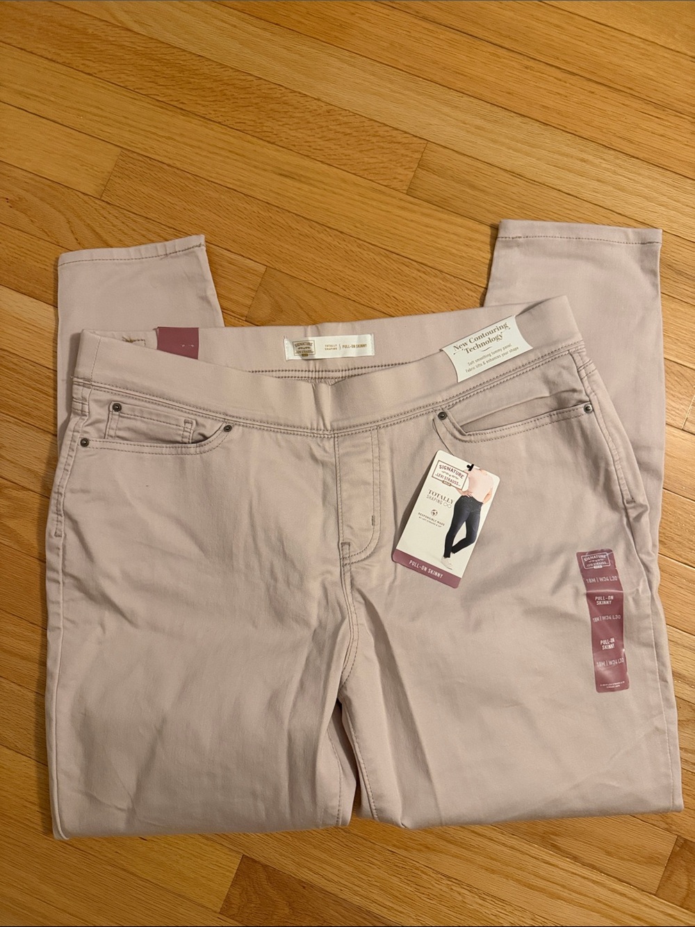 Signature by Levi Strauss Pale Mauve Jeggings - Straight Leg